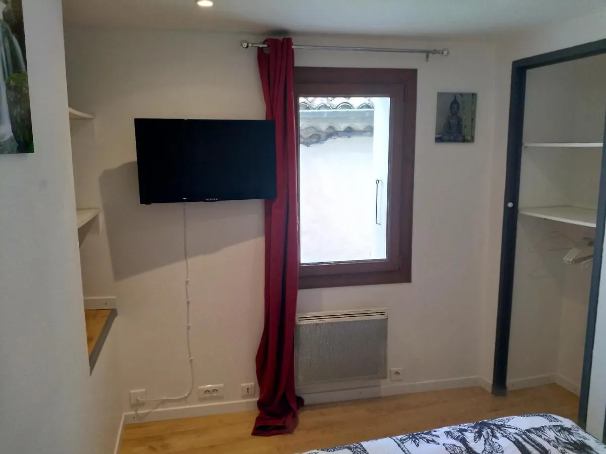 Apartman Petite Maisonnette D'Environ 25M2 Tout Confort Oraison Franciaország